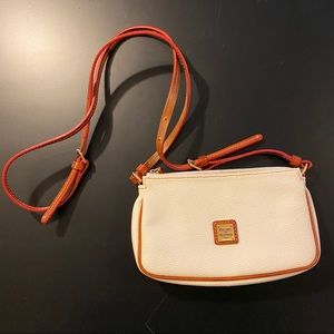 Dooney & Bourke crossbody purse
